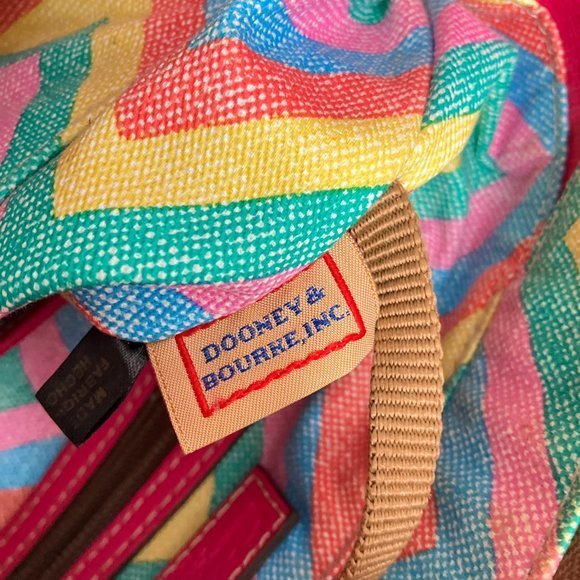 Dooney & Bourke Spearmint Pebble Leather Turn Locket Pocket Bucket Bag Purse - Picture 8 of 13